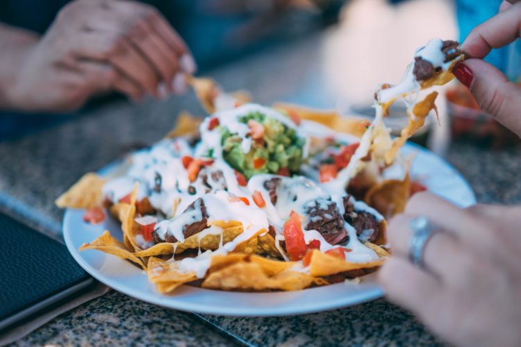 how to choose the best restaurants when you travel